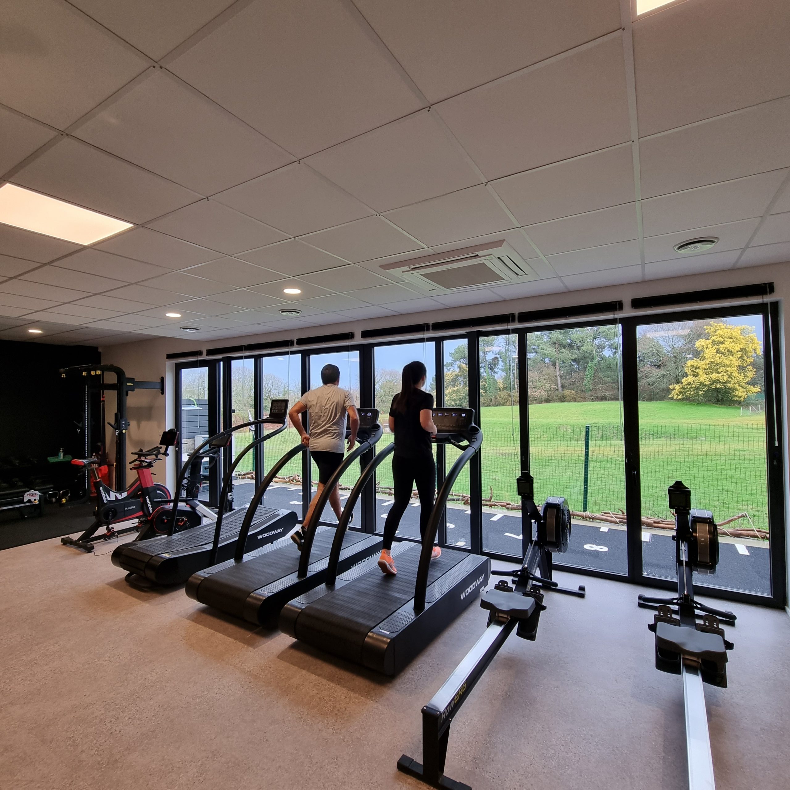 Tapis Woodway 4Front et Curve chez O'Gravity à Vannes